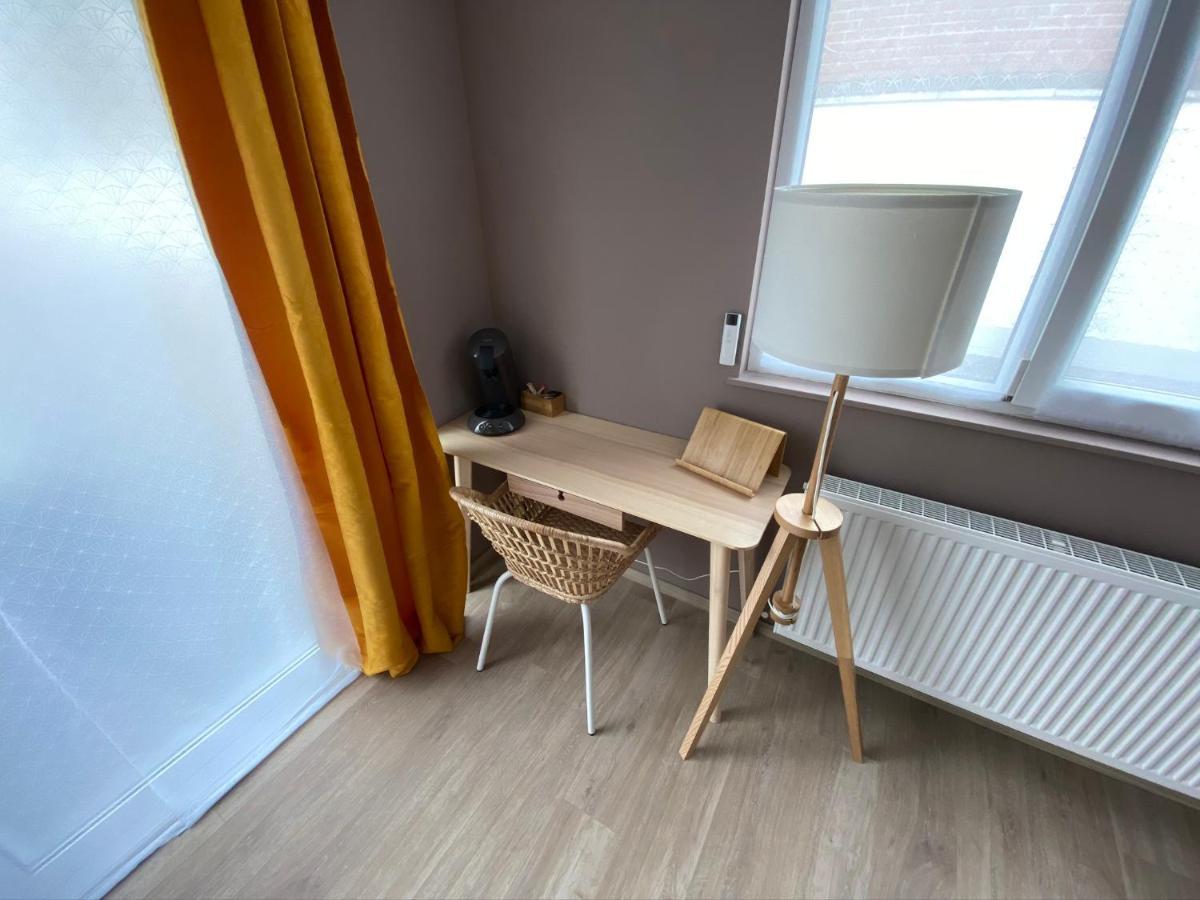 Logements Equipes A Onnaing Avec Espace Balneo En Option Proche Toyota, Autoroute Et Valenciennes Eksteriør bilde