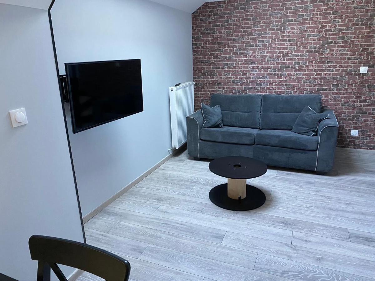 Logements Equipes A Onnaing Avec Espace Balneo En Option Proche Toyota, Autoroute Et Valenciennes Eksteriør bilde