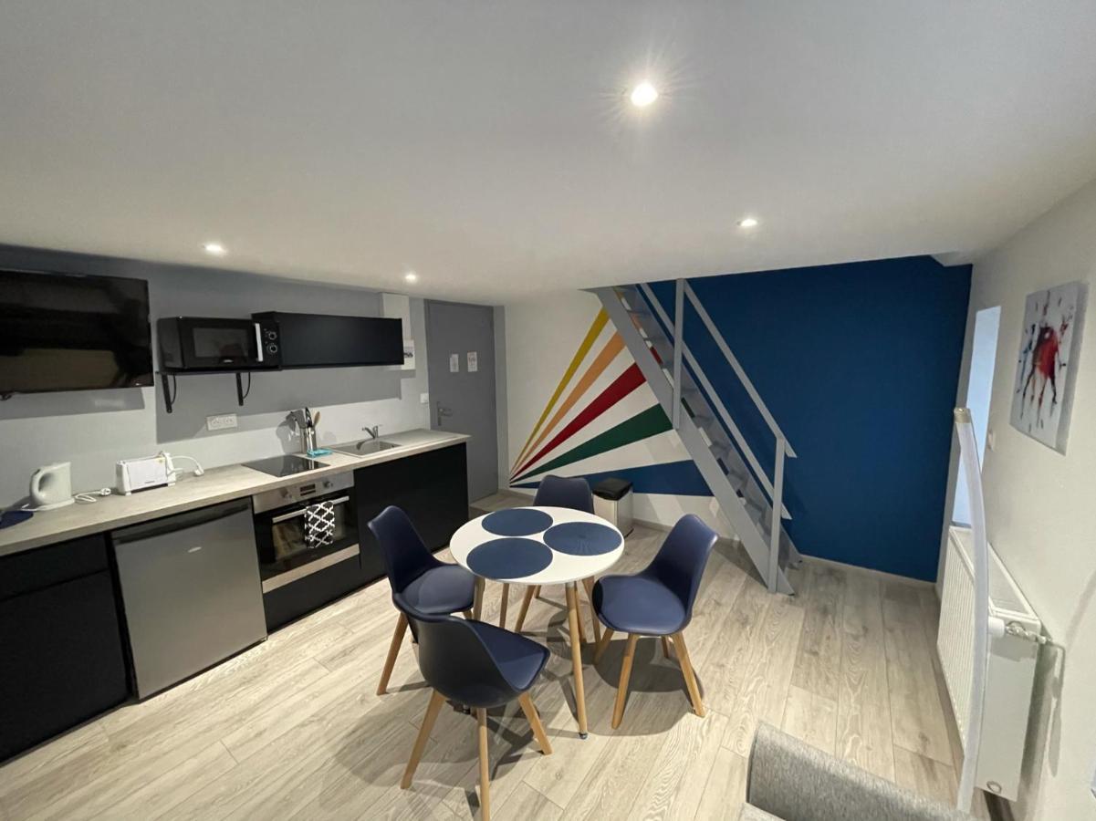 Logements Equipes A Onnaing Avec Espace Balneo En Option Proche Toyota, Autoroute Et Valenciennes Eksteriør bilde
