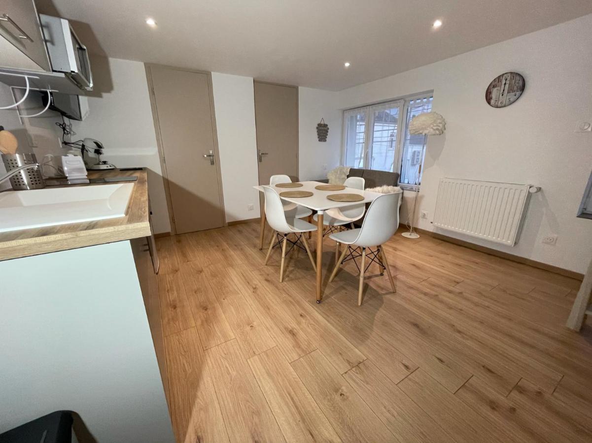 Logements Equipes A Onnaing Avec Espace Balneo En Option Proche Toyota, Autoroute Et Valenciennes Eksteriør bilde
